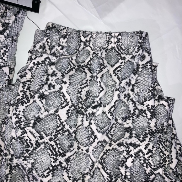 DKNY Ladies Women’s Pj’s Pajama Set L - Picture 2 of 4